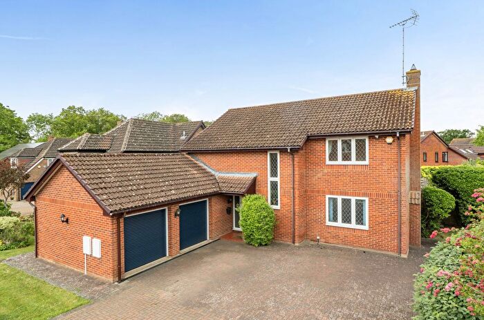 4 Bedroom Detached House For Sale In Wilmot Close, Binfield, Bracknell, Berkshire, RG42