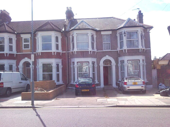 1 Bedroom Flat To Rent In Northbrook Road, Ilford, IG1