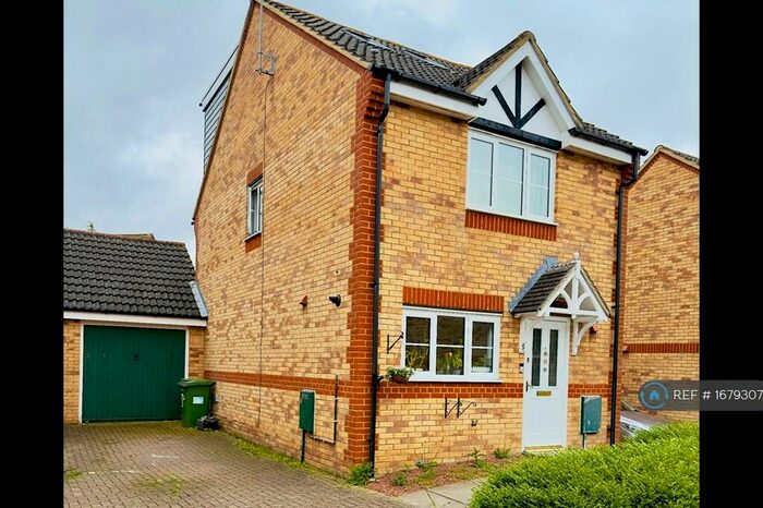 4 Bedroom Detached House To Rent In Thorpeness Croft, Tattenhoe, Milton Keynes, MK4
