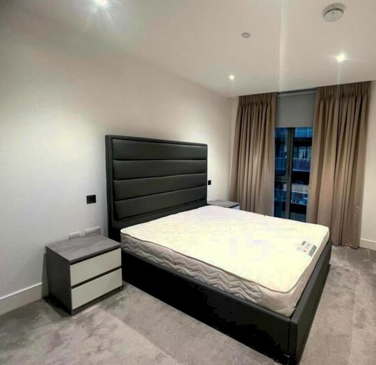 1 Bedroom House To Rent In Palmer Road, London, SW11