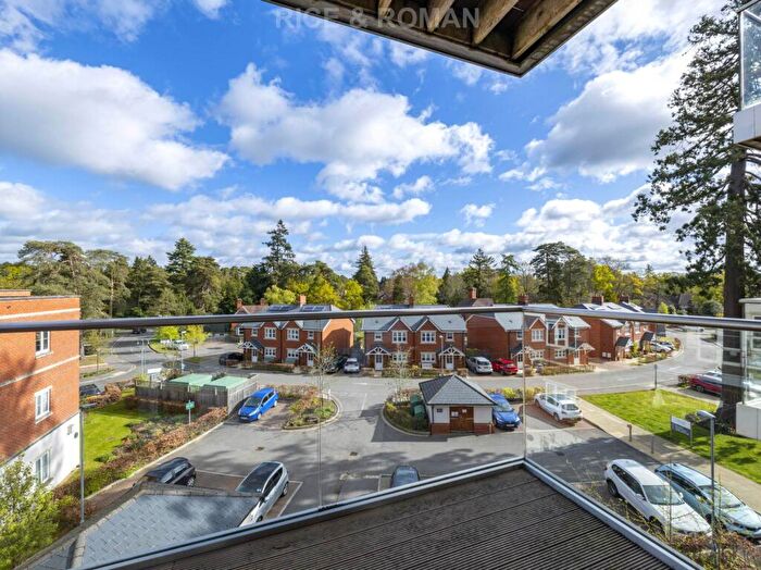 1 Bedroom Retirement Property For Sale In Lynwood Village, Ascot, SL5