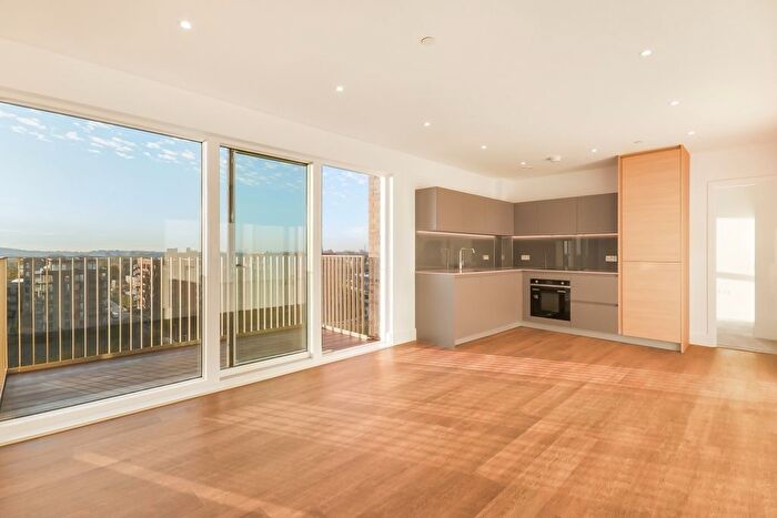 1 Bedroom Flat To Rent In Kidbrooke Park Road, London, SE3