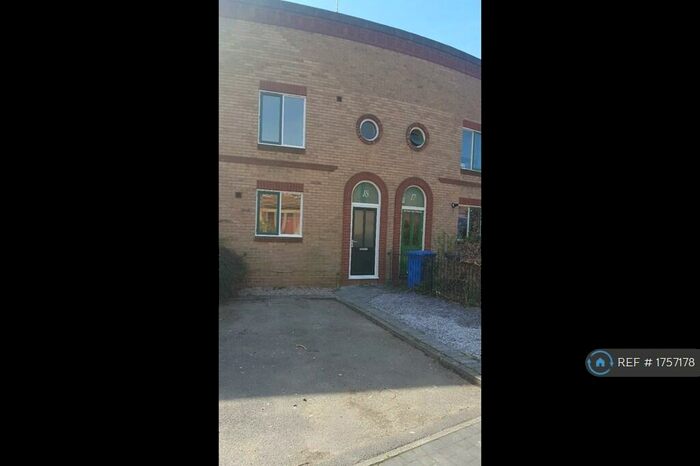 2 Bedroom Terraced House To Rent In Wellington Crescent, Derby, DE1