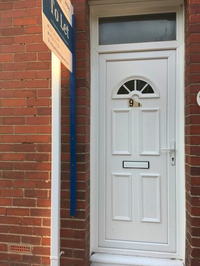 2 Bedroom Flat To Rent In Howe Street, Hebburn, NE31