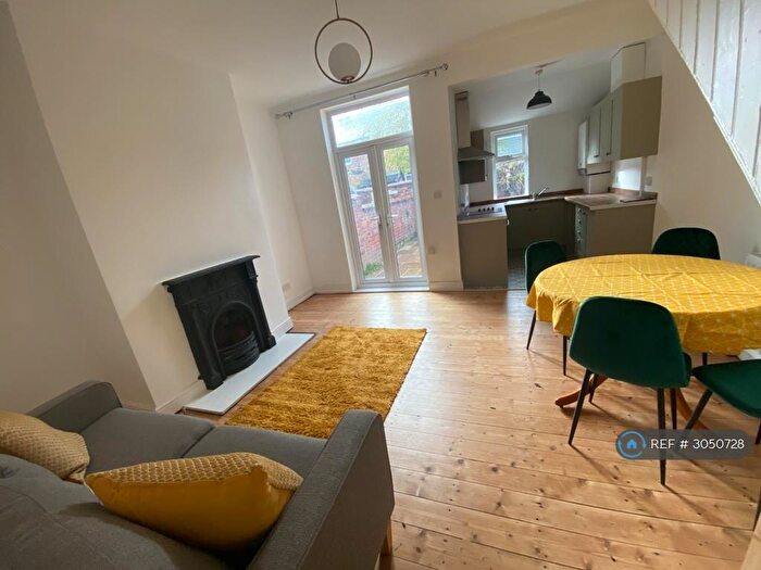 2 Bedroom Terraced House To Rent In Yew Tree Road, Manchester, M14