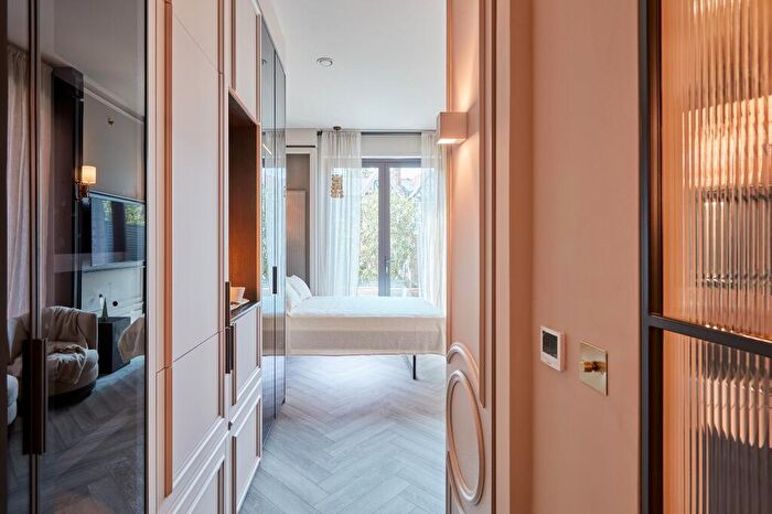 Studio To Rent In Annex At Dandi On The Hill, Harrow, HA1