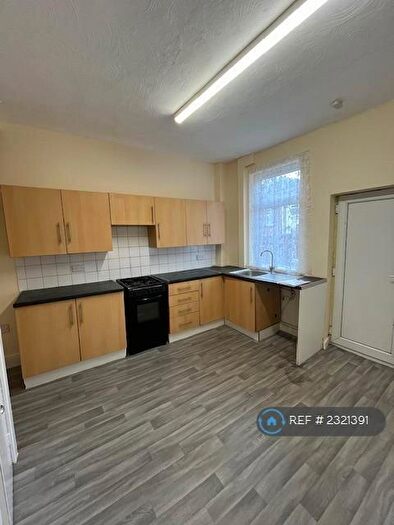 2 Bedroom Terraced House To Rent In Crosby Road, Bolton, BL1