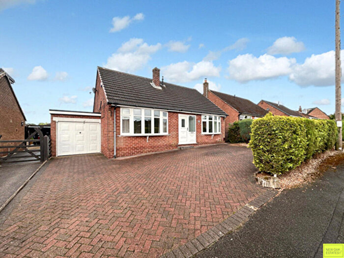 3 Bedroom Detached Bungalow To Rent In Nightingale Close, Danesmoor, S45