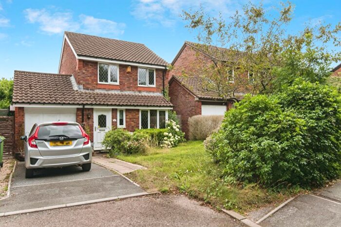 3 Bedroom Detached House For Sale In Creely Close, Exeter, EX2