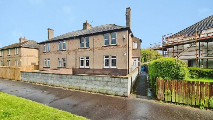 2 Bedroom Flat To Rent In Den Walk, Leven, Fife, KY8