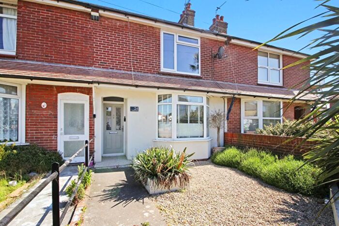 3 Bedroom Terraced House For Sale In Manor Road, Deal, Kent, CT14