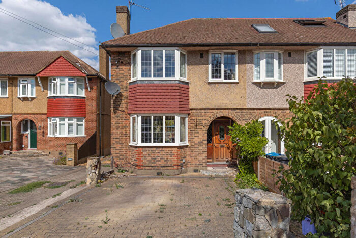 3 Bedroom Terraced House For Sale In Thurleston Avenue, Morden, SM4