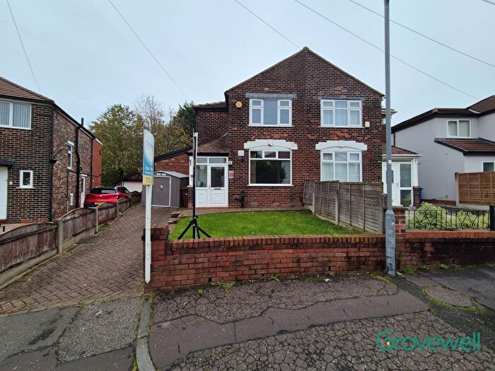 3 Bedroom Semi Detached House To Rent In Windsor Crescent, Prestwich, Manchester, M25