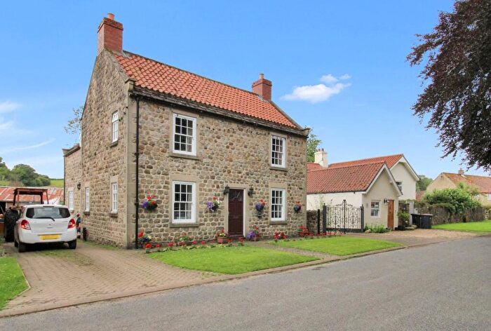 3 Bedroom Detached House For Sale In Clayton House Mickley, Ripon, HG4