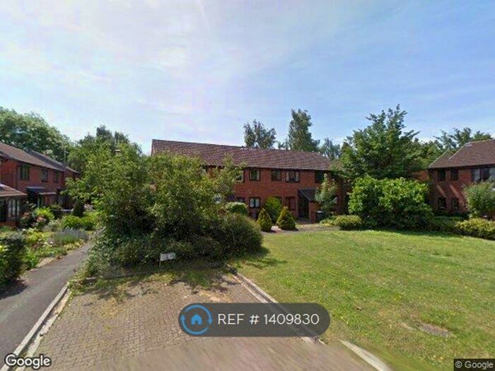 Studio To Rent In Knatchbull Close, Romsey, SO51