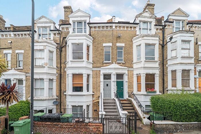 1 Bedroom Flat To Rent In Hemstal Road, London, NW6