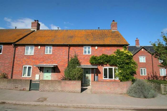 3 Bedroom End Of Terrace House To Rent In Nunton - The Old Dairy, SP5