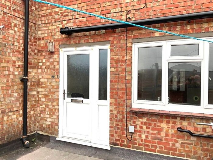 3 Bedroom Maisonette To Rent In Falsgrave Road, Scarborough, YO12