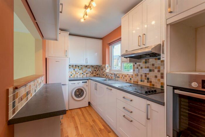 2 Bedroom Bungalow To Rent In Pembroke Mews, Pembroke Road, Sevenoaks, TN13