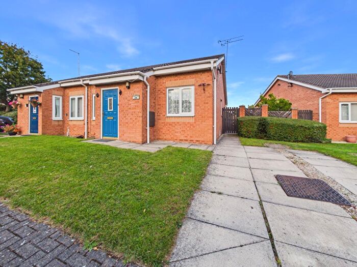 2 Bedroom Semi-Detached Bungalow For Sale In Lakeside Meadows, Pontefract, WF8