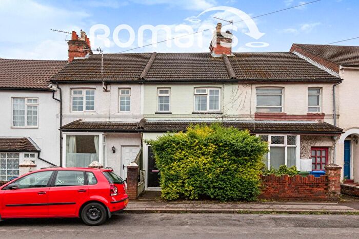 2 Bedroom Terraced House To Rent In Alexandra Road, Aldershot, GU11