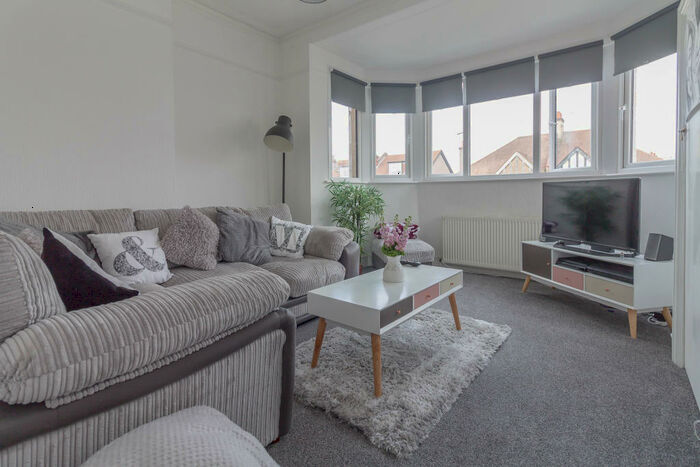 1 Bedroom Flat To Rent In Ailsa Road, Westcliff On Sea, SS0