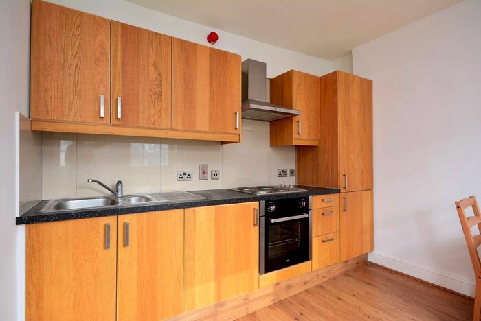 1 Bedroom Flat To Rent In Norfolk Place, Paddington, London, W2