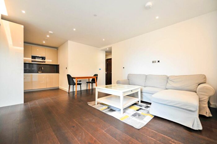 1 Bedroom Flat To Rent In Malthouse Road, London, SW11