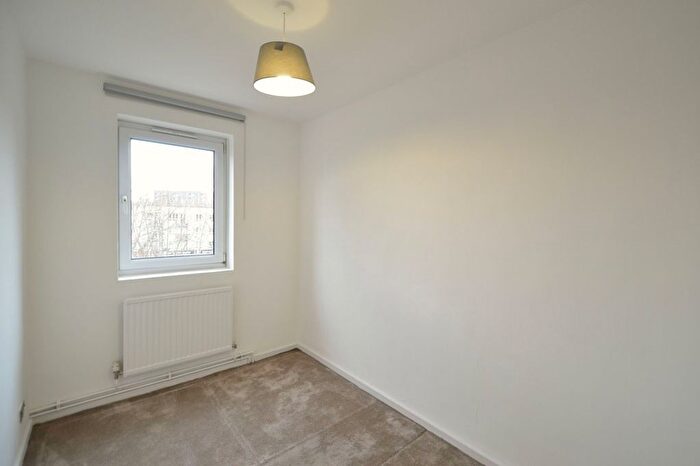 3 Bedroom Flat For Sale In Jamaica Road, Bromfield Court Jamaica Road, SE16