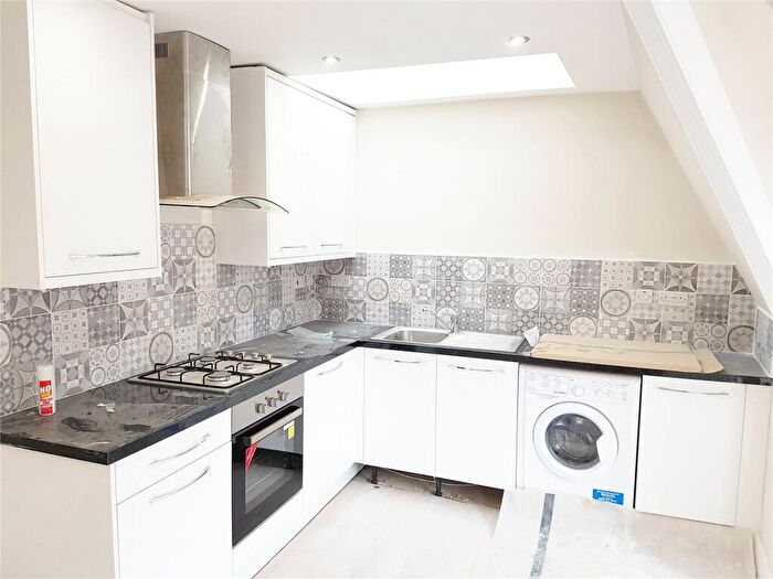 1 Bedroom Apartment To Rent In Marketfield Road, Redhill, Surrey, RH1