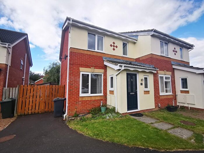 3 Bedroom Flat To Rent In Gardner Park, North Shields, NE29