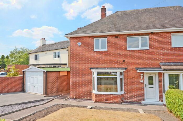 3 Bedroom Semi-Detached House To Rent In Sneyd Street, Sneyd Green, Stoke-On-Trent ST6