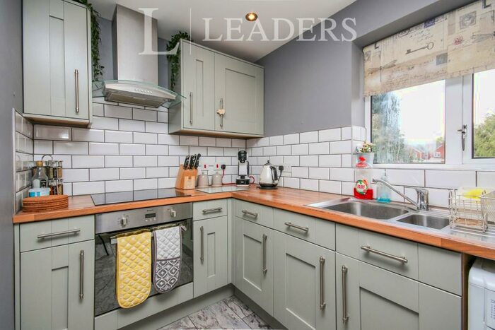 2 Bedroom Maisonette To Rent In Denton Close, Kenilworth, CV8