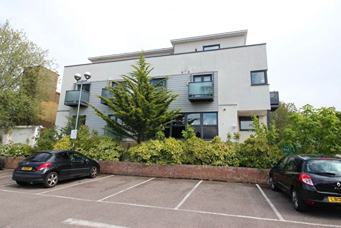 2 Bedroom Flat To Rent In Lotus House, Yoga Way, Worcester Park, KT4