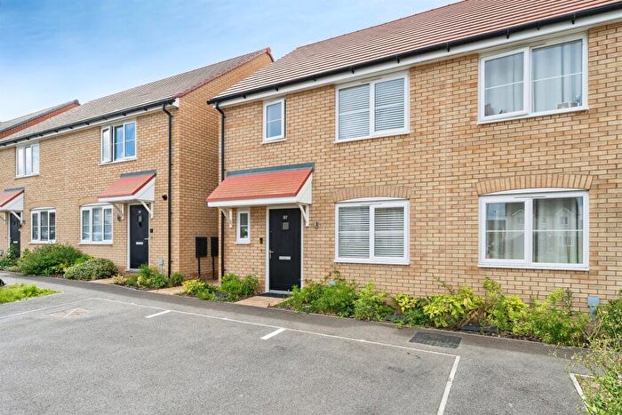 3 Bedroom Semi Detached House For Sale In Newnham Chase, Littleport, Ely, CB6