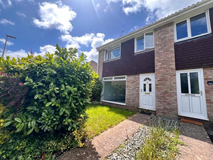 3 Bedroom Semi-Detached House For Sale In Dinder Close, Nailsea, North Somerset, BS48
