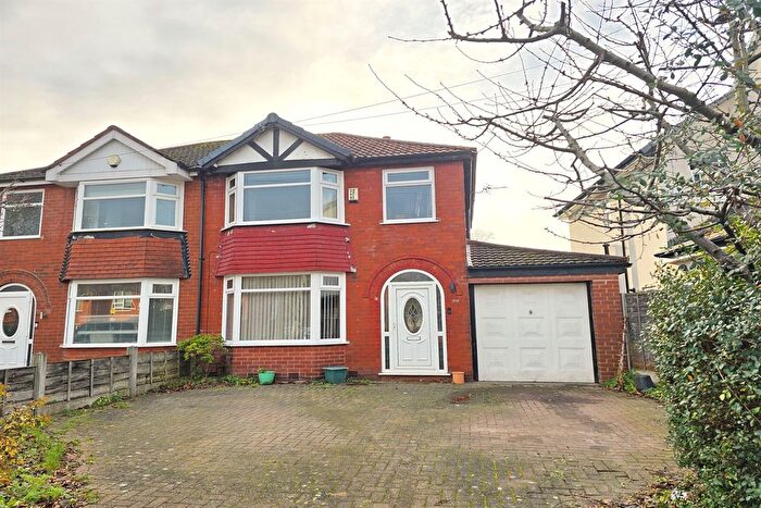 3 Bedroom Semi-Detached House For Sale In Park Road, Timperley, Altrincham, WA15
