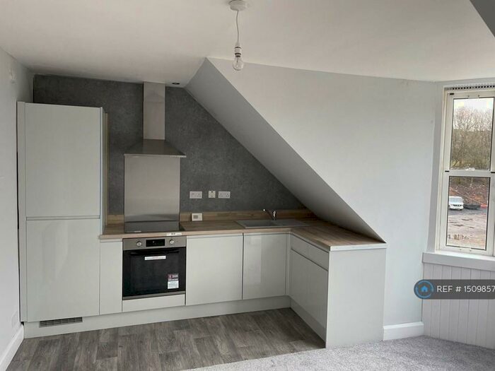 2 Bedroom Flat To Rent In Newton Terrace, Catrine, Mauchline, KA5