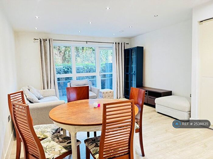 2 Bedroom Flat To Rent In Lyon Road, Harrow, HA1