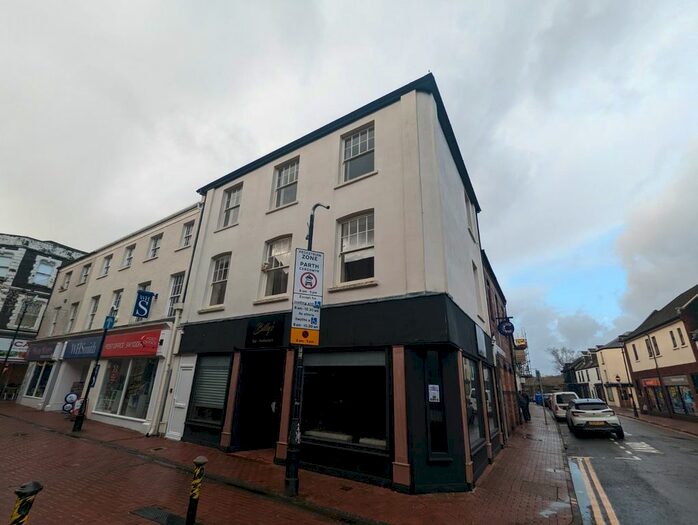 1 Bedroom Flat To Rent In Wind Street, Neath, Neath Port Talbot., SA11