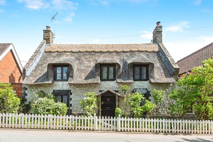 2 Bedroom Character Property For Sale In Short Beck, Feltwell, Thetford, IP26