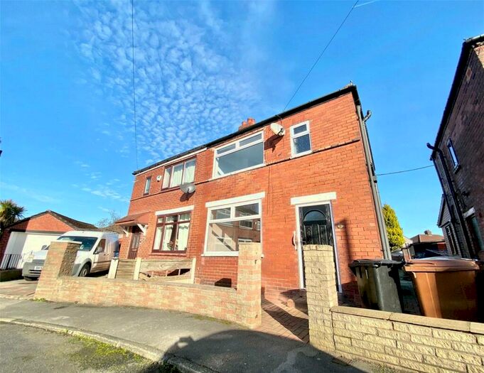 3 Bedroom Semi-Detached House To Rent In Dalkeith Avenue, South Reddish, Stockport, SK5