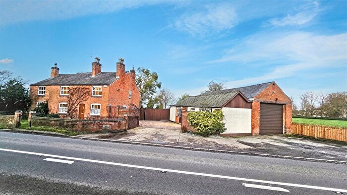 4 Bedroom Detached House For Sale In Leicester Lane, Desford, LE9