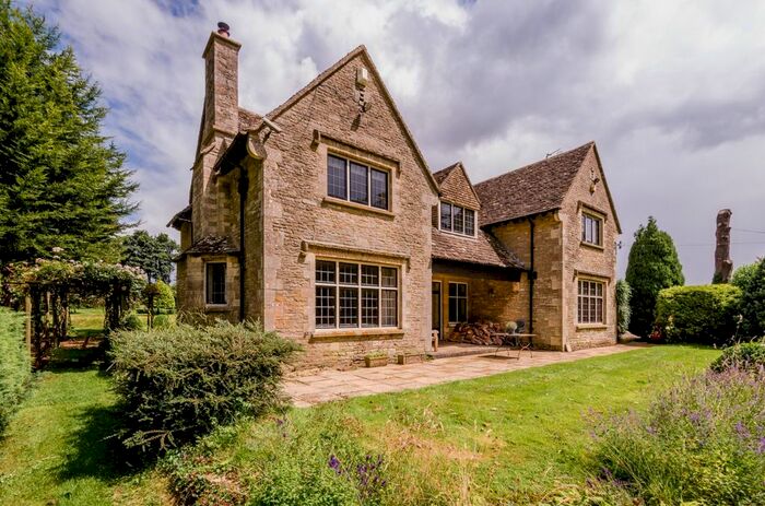 6 Bedroom Detached House To Rent In Long Newnton, Tetbury, Gloucestershire, GL8