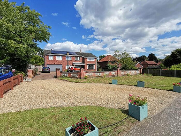 5 Bedroom Detached House For Sale In NorwichRoad, Ditchingham, NR35