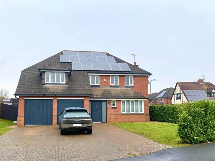 5 Bedroom Detached House For Sale In Maple Drive, Sudbrooke, Lincoln, LN2