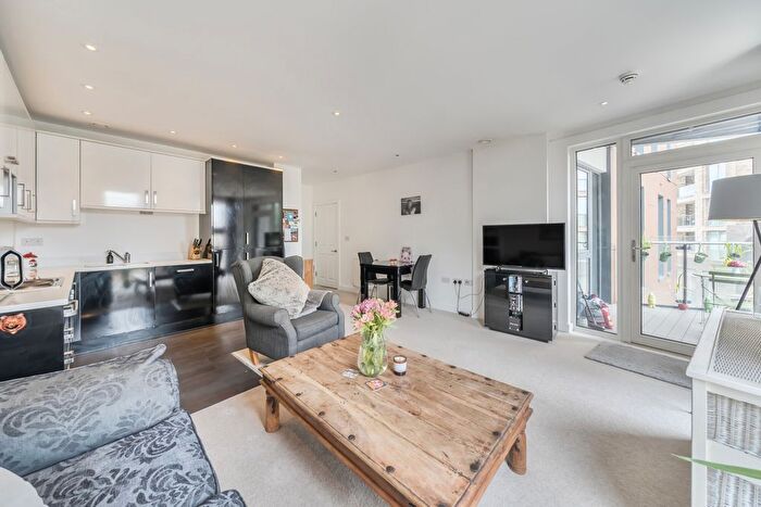 2 Bedroom Flat For Sale In Norman Road, Greenwich, SE10