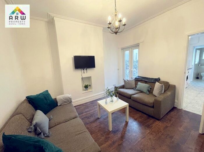 4 Bedroom Terraced House To Rent In Adelaide Road, Liverpool, Merseyside, L7