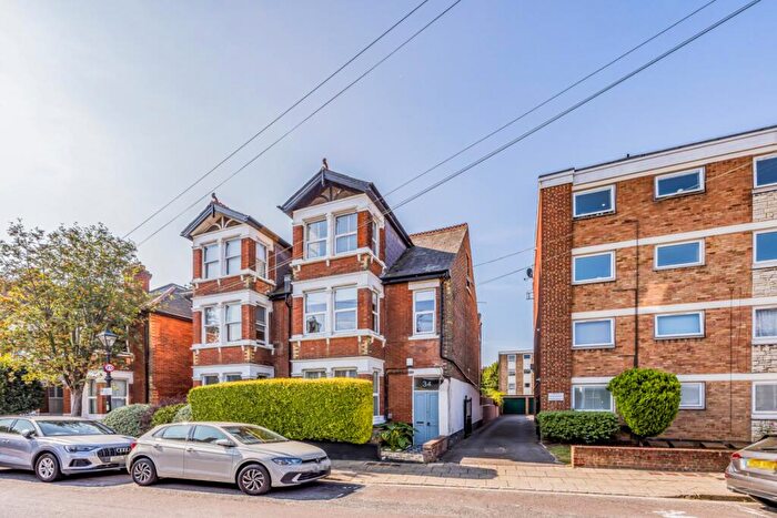 2 Bedroom Apartment For Sale In The Retreat, Southsea, Hampshire, PO5
