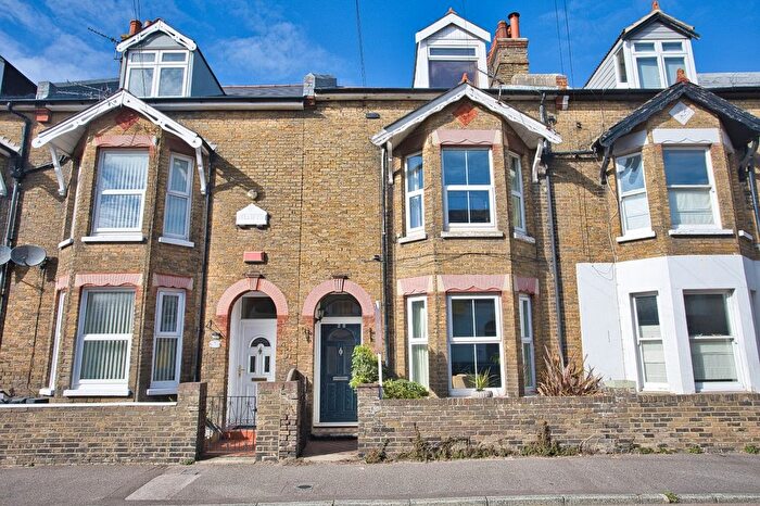 5 Bedroom Terraced House For Sale In Gilford Road, Deal, Kent, CT14